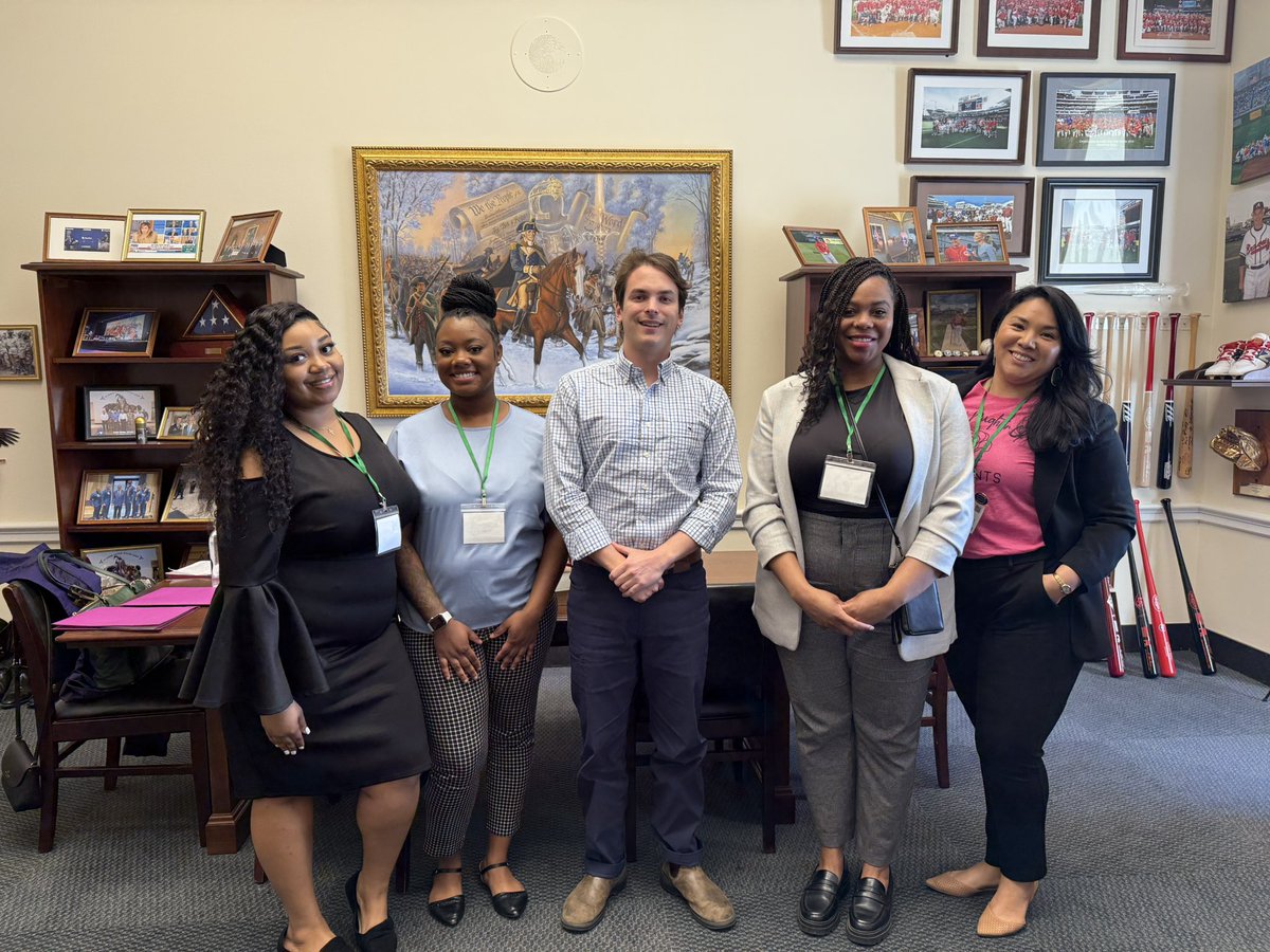 Center for Higher Education Policy and Practice (@chepptweets) on Twitter photo Thank you <a href="/RepRWilliams/">Rep. Roger Williams</a> staff for meeting with students from <a href="/PelotonU/">PelotonU</a> today! They wouldn’t be where they are without affordable and flexible college options and they are grateful to have the chance to share their stories. Cc <a href="/TSCnational/">Today's Students Coalition</a> Thank you <a href="/RepRWilliams/">Rep. Roger Williams</a> staff for meeting with students from <a href="/PelotonU/">PelotonU</a> today! They wouldn’t be where they are without affordable and flexible college options and they are grateful to have the chance to share their stories. Cc <a href="/TSCnational/">Today's Students Coalition</a>