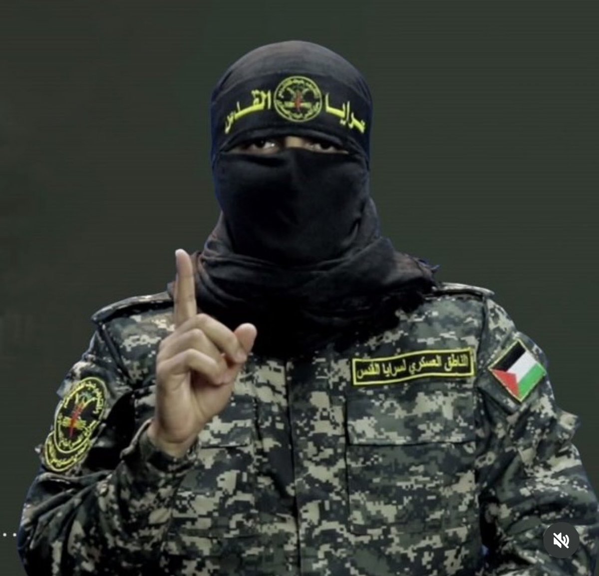 derradjihafid's tweet photo. استشهد أبوحمزة الناطق الرسمي باسم سرايا القدس رحمه الله بعد غارة إسرائيلية استهدفت عائلته في غزة..
اللهم اجرنا في مصيبتنا و ارزقه الشهاده و عظمه بها، و اعد له مقعده من الجنه و نعيمها , غفر الله له و الهمنا الصبر و السلوان . https://t.co/xh3nz10a4l