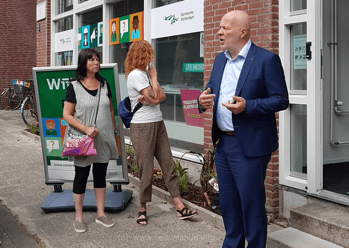 Wethouder Simons uit Nesselande onder vuur
