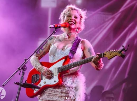 El Festival Vive Latino celebró su 25 aniversario, dejando una huella imborrable en la historia de la música en México. Esta edición estuvo cargada de momentos memorables que resonarán por mucho tiempo.

Momentos Destacados:  rocksonico.com/nota.asp?not_i…

#vivelatino #vl25