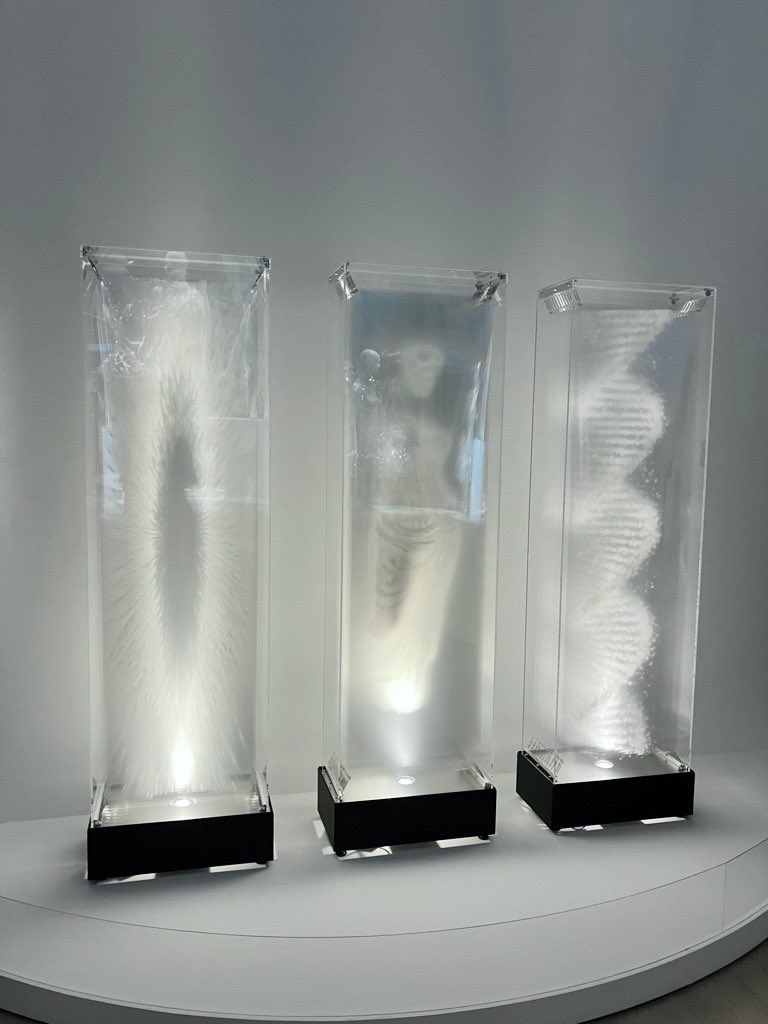 davidspriggsart's tweet photo. David Spriggs’ artwork ‘Origins’ is at the ArtScience Museum in Singapore as part of Iris van Herpen: Sculpting the Senses
Exhibition dates: March 15th - August 10th, 2025 https://t.co/0HMMQYk3s8