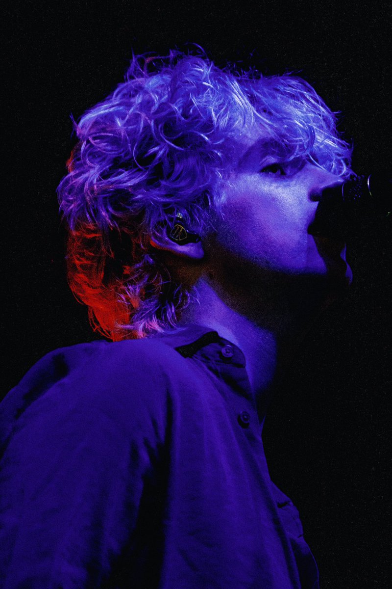 bri ✰ tweet media