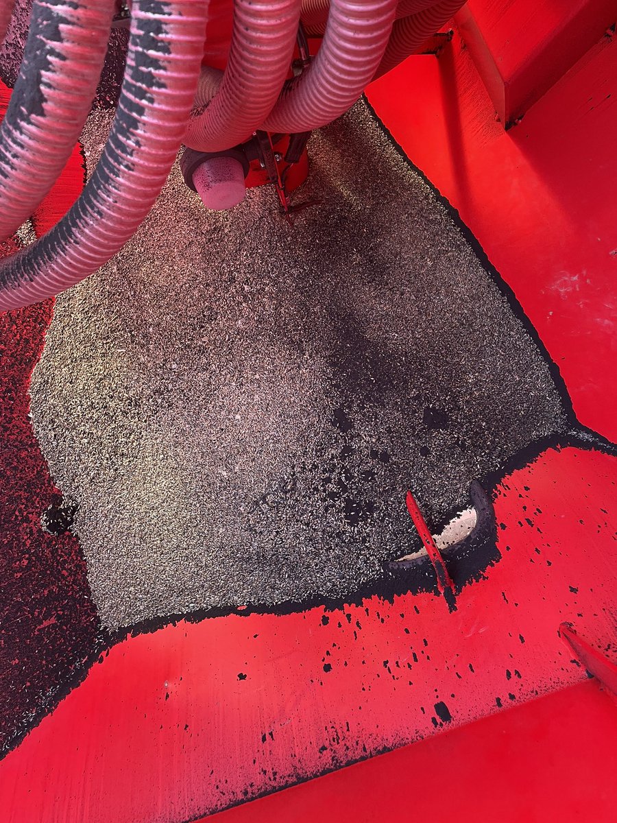 AlastairBaseley's tweet photo. @PremiumCrops @Cefetra @foxall_hannah @SoilPointEarth @vaderstad @JohnDeere @FarolLtd @THinchley made a start on drilling canary seed today and incorporated a trial plot for @TomJOates using soilpoint booster. Time will tell https://t.co/0F50Obz5zg