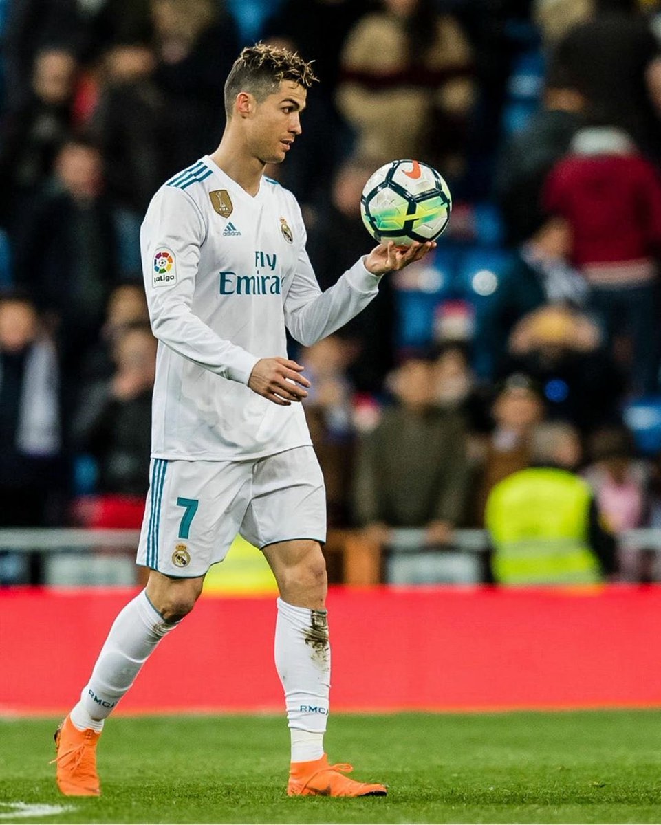 MadridXtra's tweet image. 7 years ago, Cristiano Ronaldo scored his last Real Madrid hat-trick. 🇵🇹