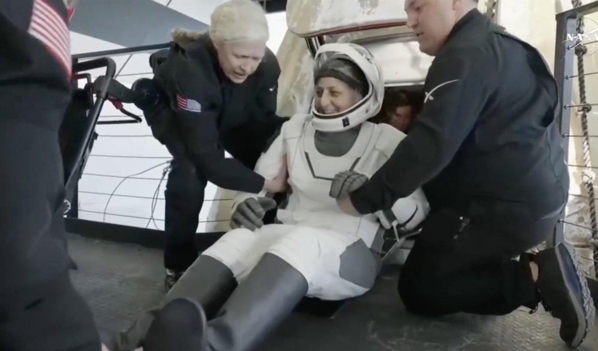 Lori_Garver's tweet photo. Welcome home to the crew - especially wonderful to see my friend @Astro_Suni with a smile. So many emotions (I'm leaking)! Thanks to @NASA @SpaceX @Commercial_Crew &amp; all who made it happen. I hope @BoeingSpace @CST100Starliner get back in the rotation too! https://t.co/OrGk7Bv3Dx
