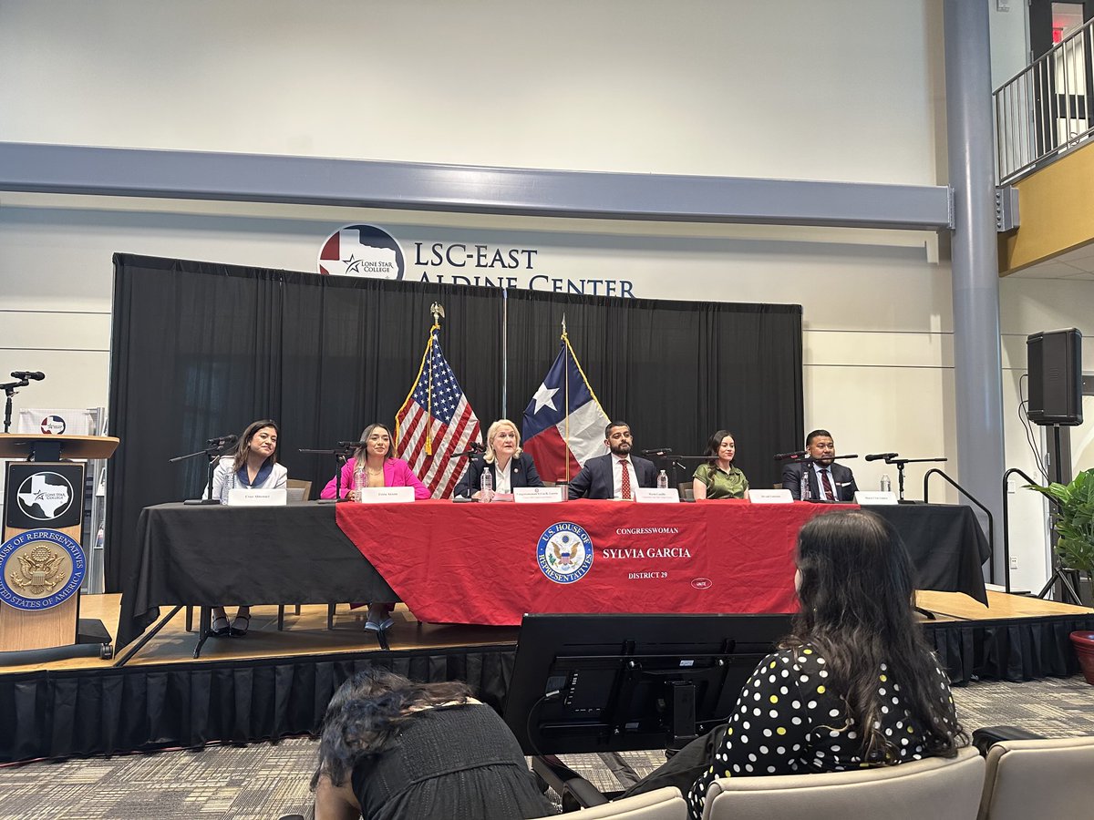 Abel Garza (@agarza_aldine) on Twitter photo <a href="/lonestarcollege/">Lone Star College</a> East aldine campus <a href="/LaCongresista/">Sylvia R. Garcia</a> is holding a know your rights event <a href="/lonestarcollege/">Lone Star College</a> East aldine campus <a href="/LaCongresista/">Sylvia R. Garcia</a> is holding a know your rights event