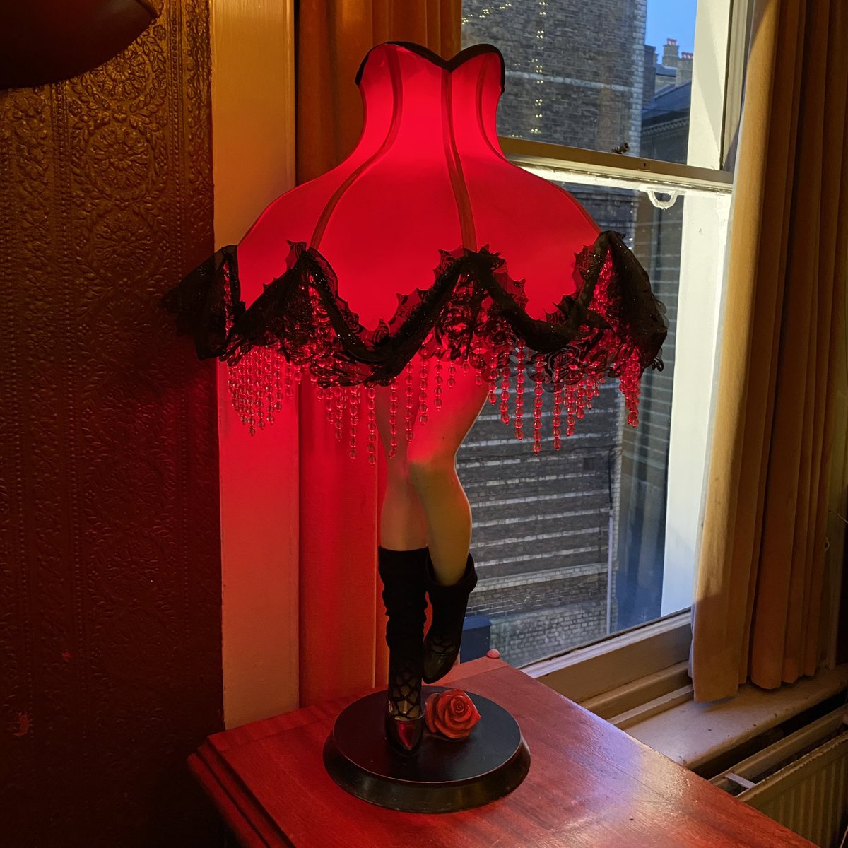 At the <a href="/the_betsey/">The Betsey Trotwood</a> for my book quiz and… THE LAMP IS BACK!