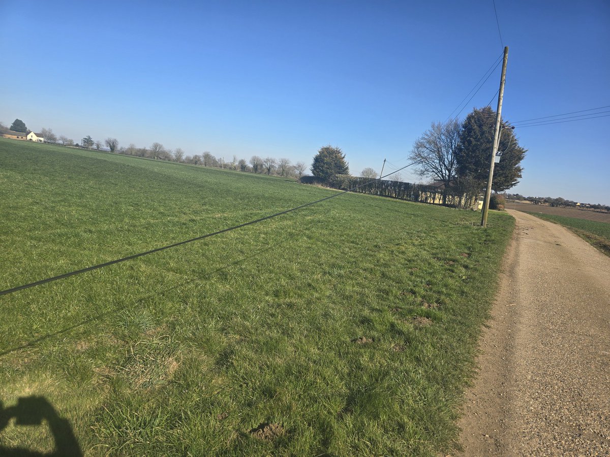 Andrew Robinson (@andrewr1972) on Twitter photo So <a href="/BT_Openreach/">BT_Openreach</a> after numerous calls, 2 site visits over the last few months...this is deemed safe is it...🤔.....in think not.. So <a href="/BT_Openreach/">BT_Openreach</a> after numerous calls, 2 site visits over the last few months...this is deemed safe is it...🤔.....in think not..
