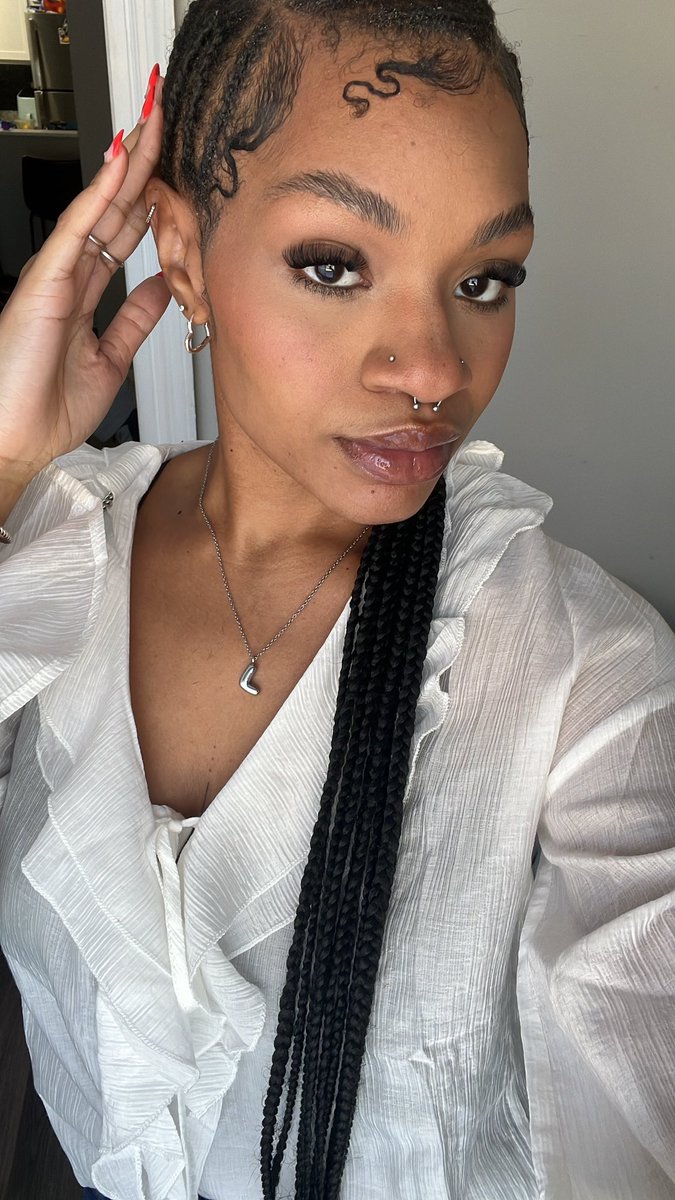 LorryBadass's tweet photo. Out n about 🥙🩰🦋 https://t.co/EOOQJledhs