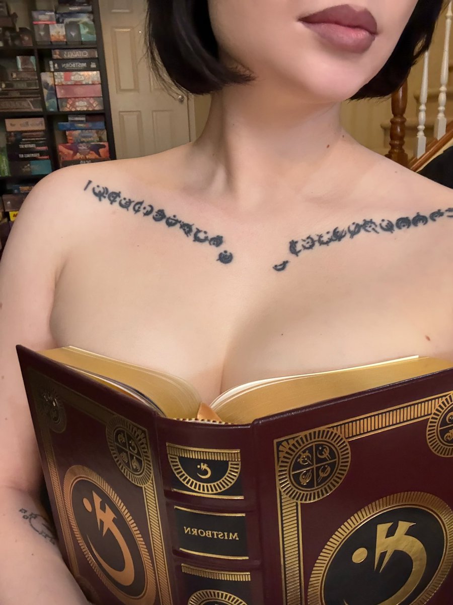 harlikane's tweet image. You know I had to pull out the leather bound for this