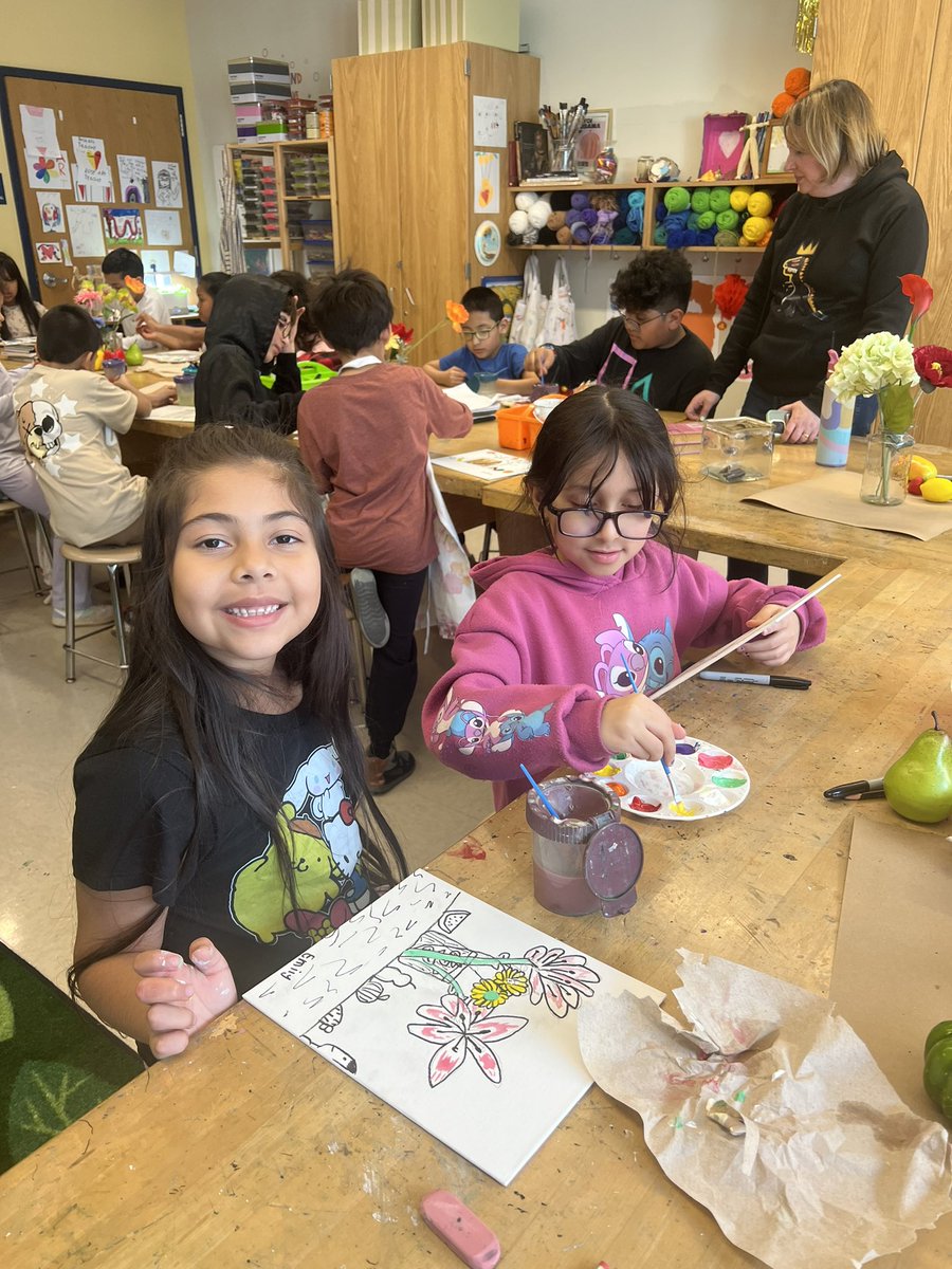 Madison Rannals (@msrannalsart) on Twitter photo Today, <a href="/yoyoferro/">Yoyo Ferro</a> visited with our ELL students and worked together to create colorful, patterned still lifes!!!! Mural coming soon to <a href="/APS_SPARK/">Springdale Park</a> β€οΈπ¨
<a href="/drjtoney/">π»π£. ππππππππ£ ππ πππͺππ³π</a> <a href="/STEMbieda/">Kristin Siembieda</a> <a href="/erickson_sarah_/">Sarah Erickson</a> Today, <a href="/yoyoferro/">Yoyo Ferro</a> visited with our ELL students and worked together to create colorful, patterned still lifes!!!! Mural coming soon to <a href="/APS_SPARK/">Springdale Park</a> β€οΈπ¨
<a href="/drjtoney/">π»π£. ππππππππ£ ππ πππͺππ³π</a> <a href="/STEMbieda/">Kristin Siembieda</a> <a href="/erickson_sarah_/">Sarah Erickson</a>