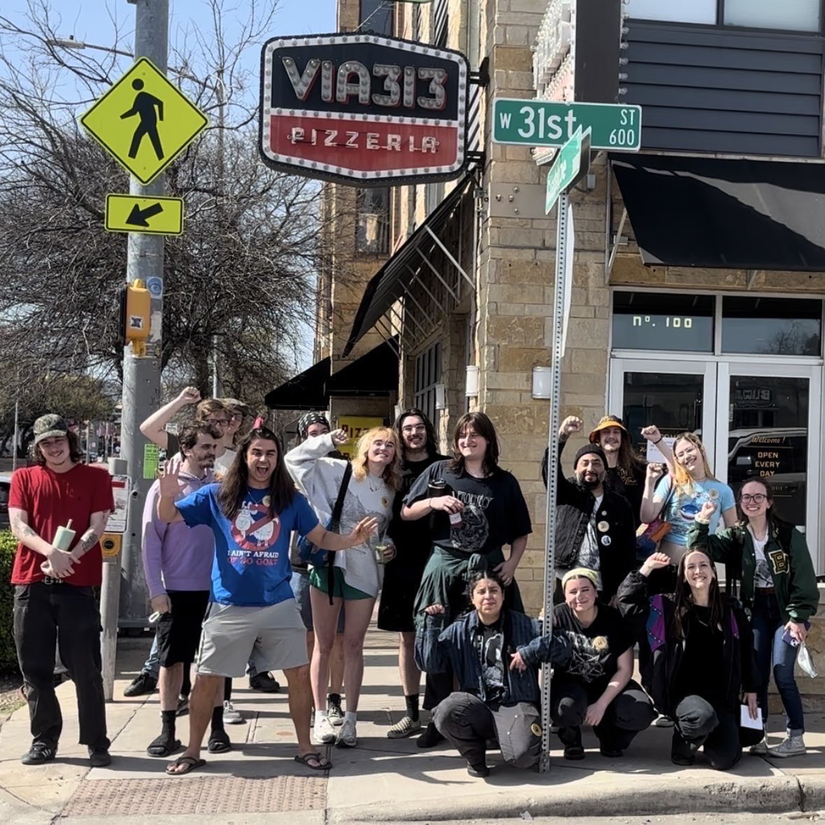 restaurantwrkrs's tweet photo. 🔥THE UNION SO NICE WE WON IT TWICE🔥

WE WON! Via 313 workers at North Campus have voted to form a union (22 Yes, 16 No). https://t.co/KzwTm47yW2
