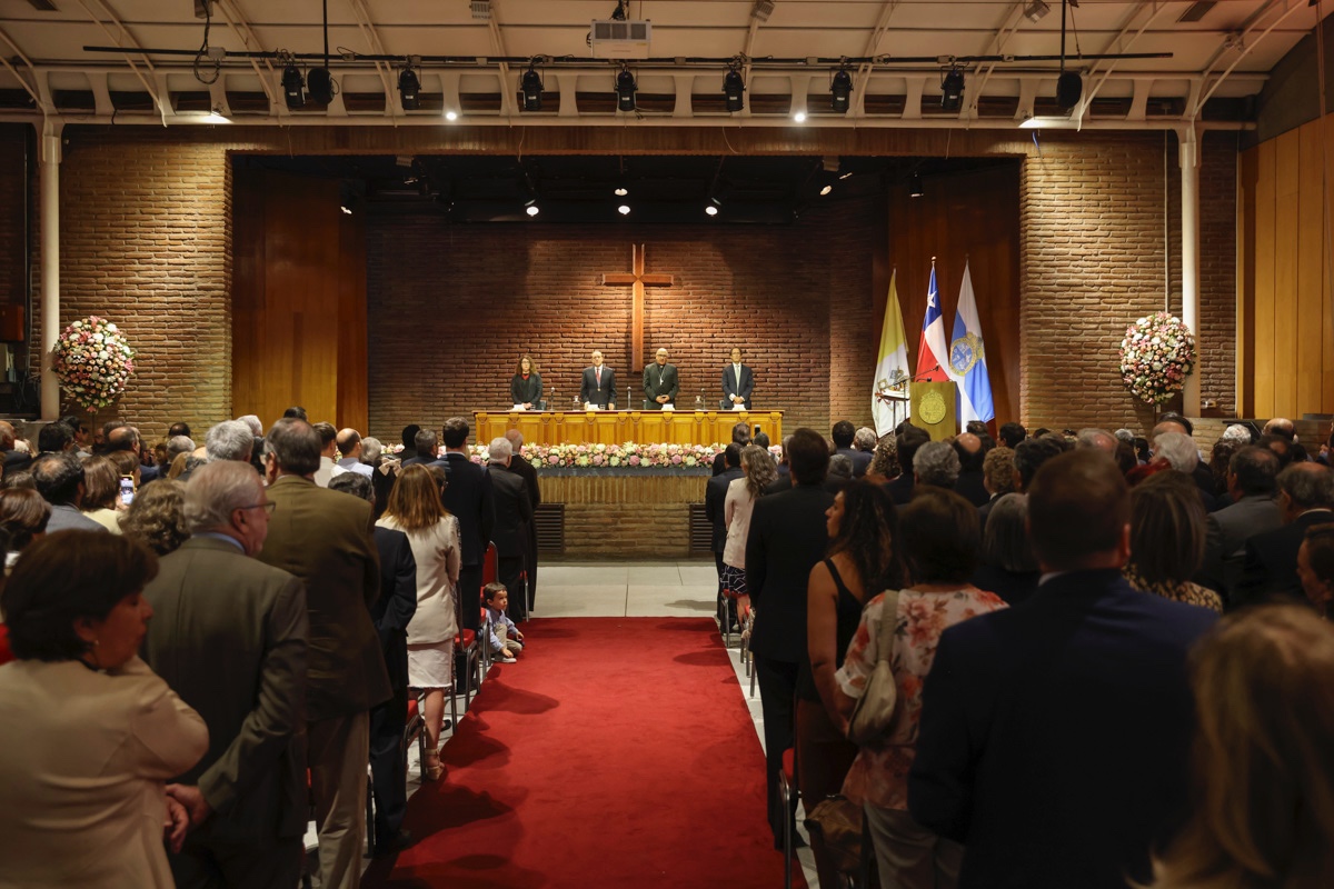 College UC tweet media