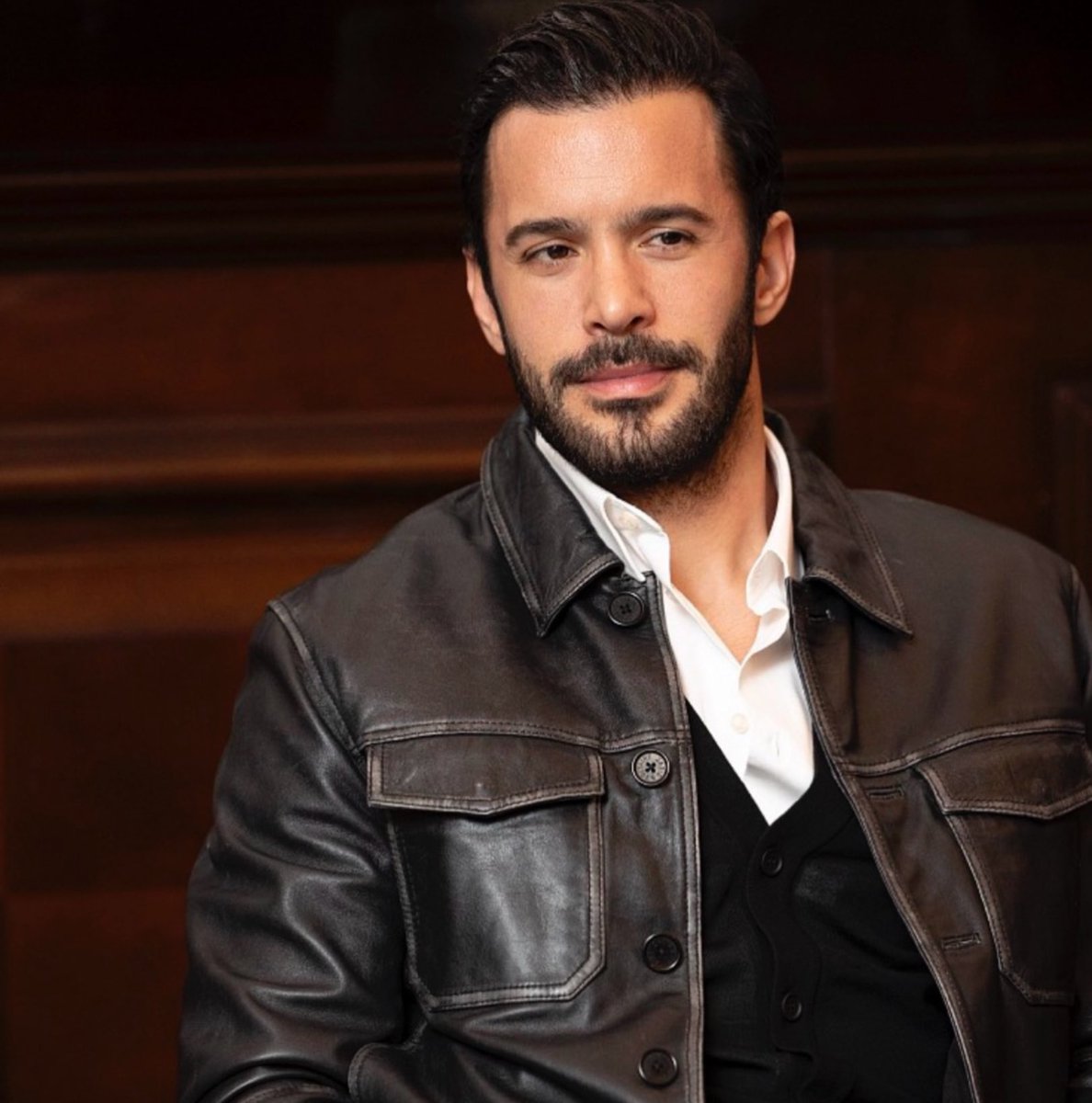 Tuba Buyukustun &amp; Baris Arduc are on the way to filmed in the upcoming movie " Dehsetbey".