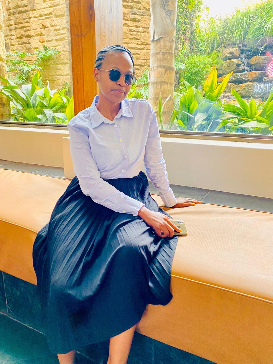 Kuena_mok's tweet photo. As a social entrepreneur, mental health advocate, and waste management professional, I believe that caring for people and the planet must go hand in hand.
#WorldSocialWorkDay #GlobalRecyclingDay #Sustainability #MentalHealthAndClimate #WasteToTreasure #bolokawaste #Ls_Twitter https://t.co/kuenq2RQCp