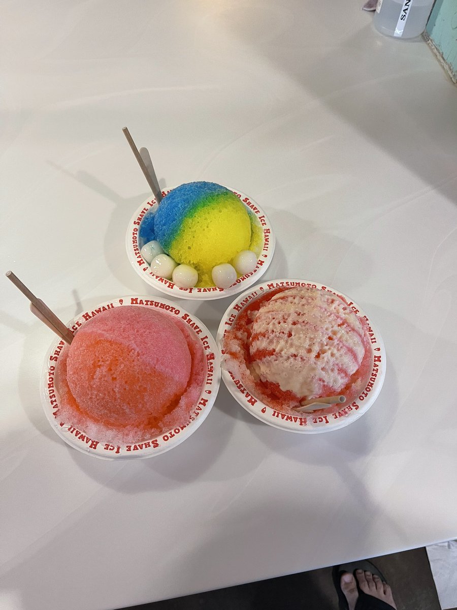 ushmesh's tweet photo. 🍧All I can say is… Delicious 🤙🏽
#matsumoto #shaveice #Hawaii #afrolatino #beachday #latinosporelmundo https://t.co/iOh13Rw5KG
