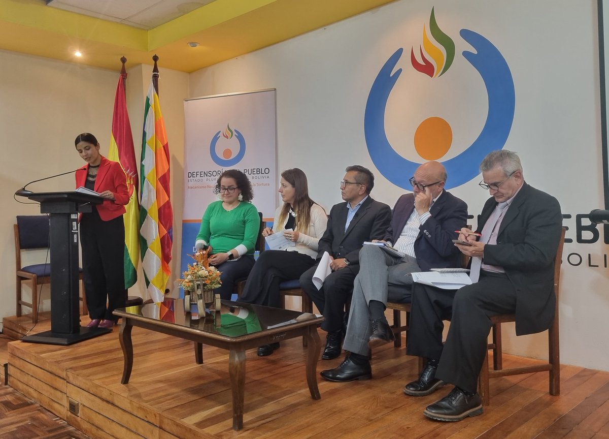 La Defensoría del Pueblo dio inicio al foro "Condiciones para una elecciones participativas e íntegras desde la pluralidad de voces".

🔴 Transmisión en directo 👇
🔗facebook.com/share/v/1A3i8q…

#TodasYTodosSomosDefensoresDelPueblo 
#DefensoríaDelPuebloDeBolivia