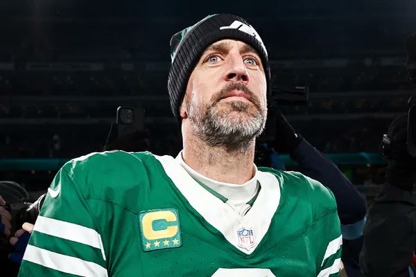 Worth Noting: One league source told me earlier today that the #Steelers* feel like they're "getting closer" on their quarterback situation.

In their mind, that optimism pertained to Aaron Rodgers.

Let's see...if that sentiment is mutually* held towards the consummation of a