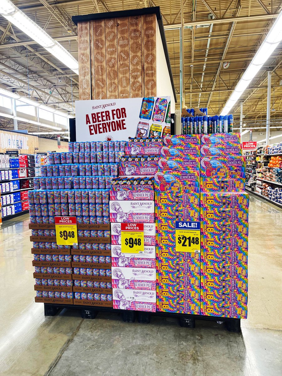 This is Summer in Texas!!!☀️🍻When Summer Pils hits the shelves, it’s time to crack one open and soak up the season.
Crisp, refreshing, and ready for that early Texas heat—whether it’s poolside, patio hangs, or vacation plans, Summer Pils is the perfect companion.