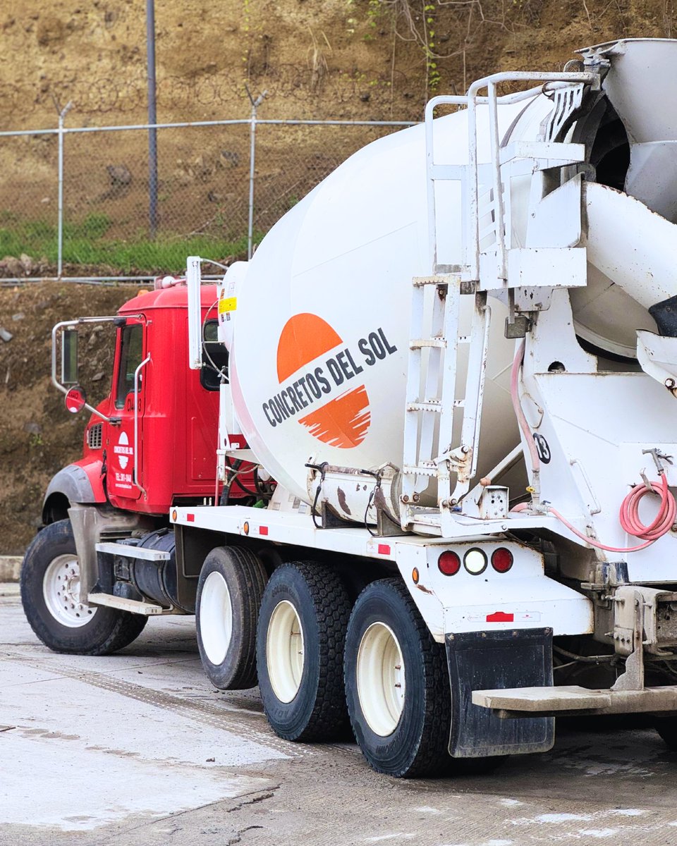 🏗️ Cada proyecto necesita cimientos sólidos.
En Concretos del Sol garantizamos calidad, resistencia y puntualidad en cada entrega. Trabajamos con materiales de alta especificación y supervisión constante.

📲 Escríbenos y cuéntanos lo que tu proyecto necesita.