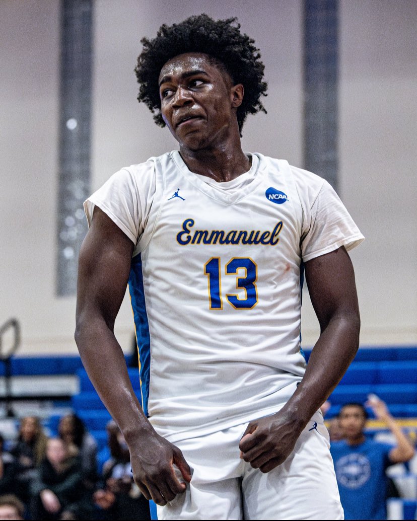 mahari_guerrier's tweet image. I have entered the transfer portal
Sophomore season highlights 
(2yrs remaining of eligibility)
6’4 210LBS CG
16PPG 7.5RBS 1.2 STLS
52 FG%
35 3PT%