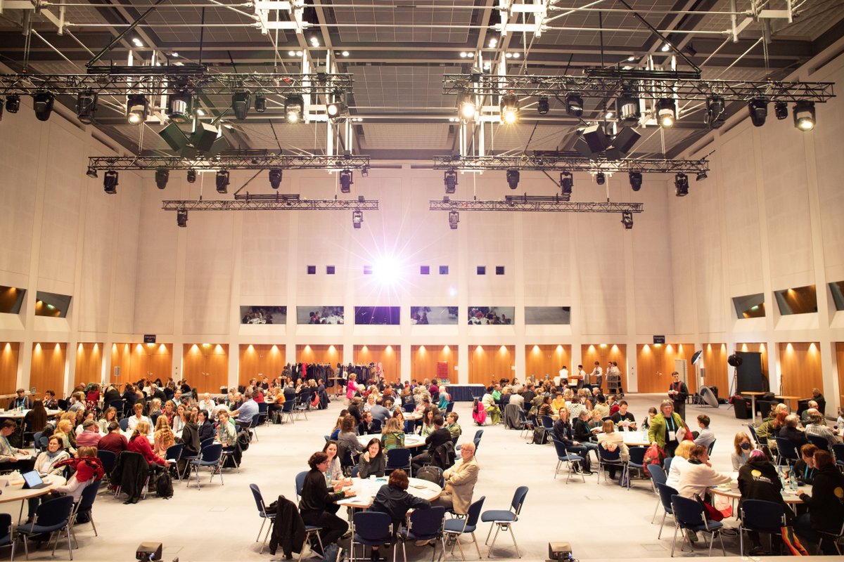 autorinnenrunde's tweet photo. In 1,5 Wochen geht bei uns wieder das Licht an. ⏰🤩

📷 Lars Poeck

#lar25 #lbm25 #schreiben #leipzig #autoren #autorenleben #selfpublishing @leipzigermesse https://t.co/dvGwvxRkKB