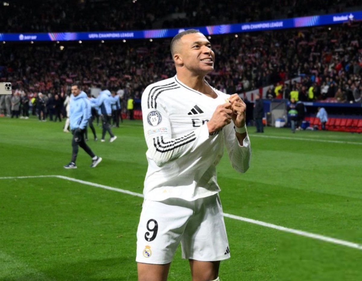 ⚪️3️⃣ Kylian Mbappé: “PSG? I wish them all the best but I’m focused on Real Madrid and on the treble we could achieve”.

“This is something Real Madrid never did, so it would be extraordinary in my 1st season”, told Le Parisien.