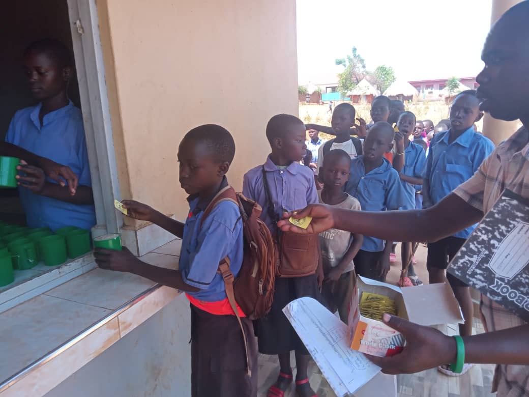 CIDIUganda's tweet image. &quot;Supporting education through nutrition! Our school feeding program at Kijebere Primary School, funded by@CaritasDenmark 🇩🇰&amp;amp; implemented by @CIDI, is fueling young minds for success! #SchoolFeedingProgram #CaritasDenmark #CIDI