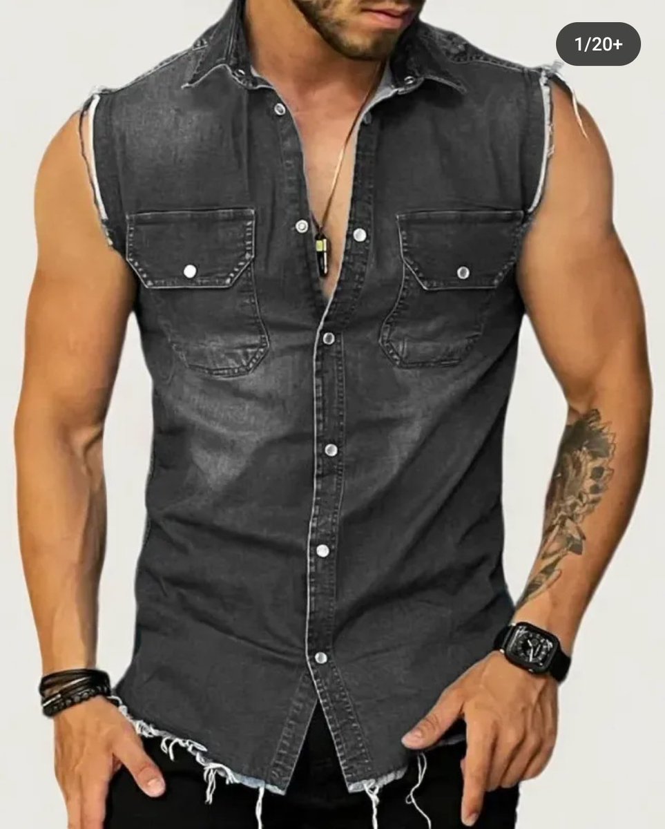 - Me gua comprar un chaleco de estos.
- ...
- ...
- Primero los buebos y ahora, esto.