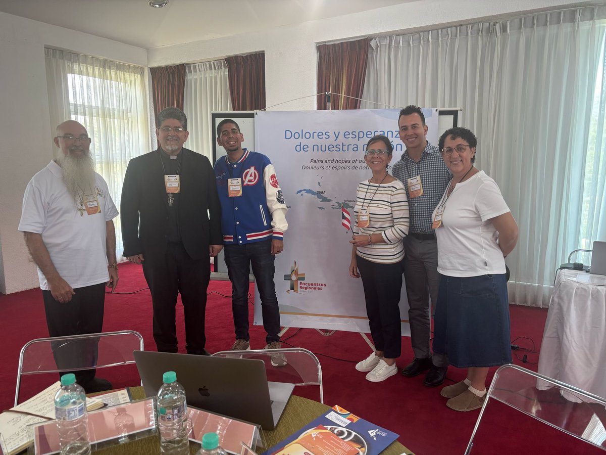 Delegación de Puerto Rico durante el Encuentro Regional de países del Caribe liderado por el Celam. Este encuentro se celebra en Santo Domingo, República Dominicana y participan 31 países de la región caribeña.