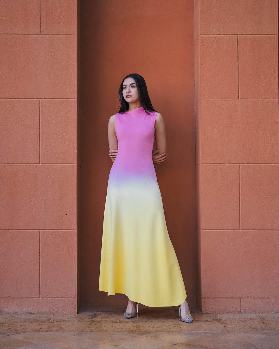 theclosetqatar's tweet photo. Orkney midi dress in Rising Sun Ombre 💫 🏵️ We say perfect Eid dress, what do you say ? Find it all at #TheCloset

فستان بتدرجات شروق الشمس 🥰 🏵️ نحن نقول إنه فستان العيد المثالي، ماذا عنكِ؟
تجدين كل شيء عند #ذاـكلوزت https://t.co/Gt2pkeRKhe