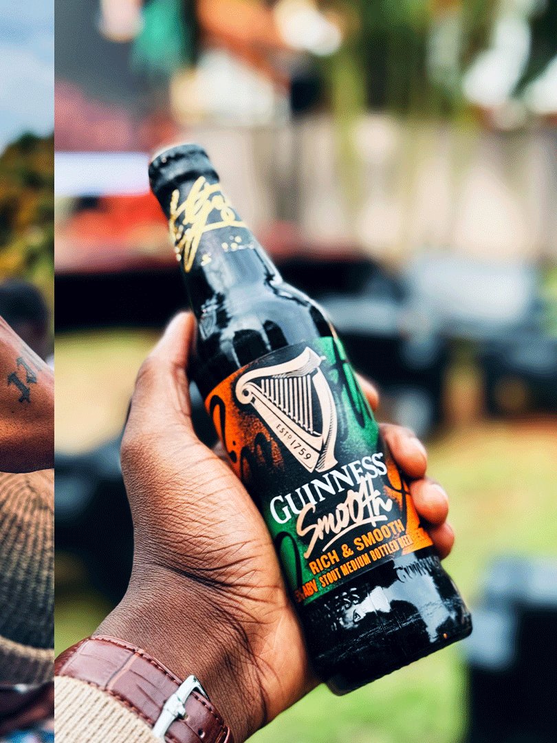 XfmUG's tweet photo. "Same Great taste bold new look "
the new look is giving #extraconfident 😂😂👌 @UgandaBreweries
#guinnesssmooth #MakeItYours #ContentX #XFMUpdates https://t.co/MUpgE24Ful