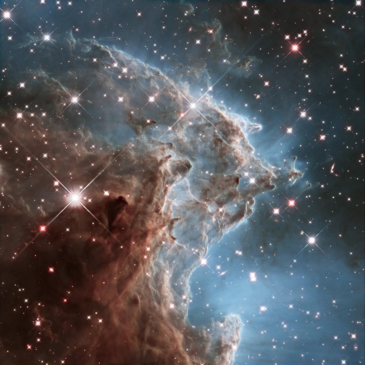 NASAHubble's tweet photo. These Hubble images are gorgeous to look at... but what if you could listen to them?

There's a whole new way to analyze data with "Hearing Hubble."

Try creating your own sonifications here, using these images (and more): https://t.co/N2KiH2dOIN https://t.co/I7nbqNTzqj