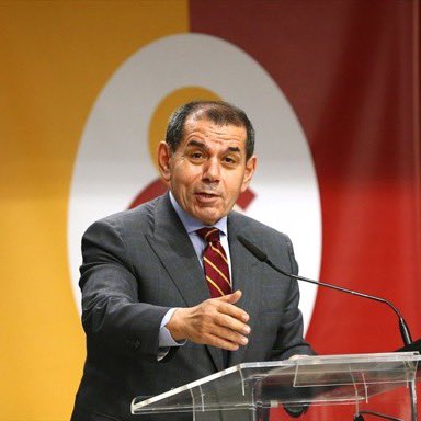 Dursun Özbek: "Fenerbahçe 4. yıldızı takamadan biz 5'i takarız demiştim 8 sene önce. O yolda gidiyoruz."