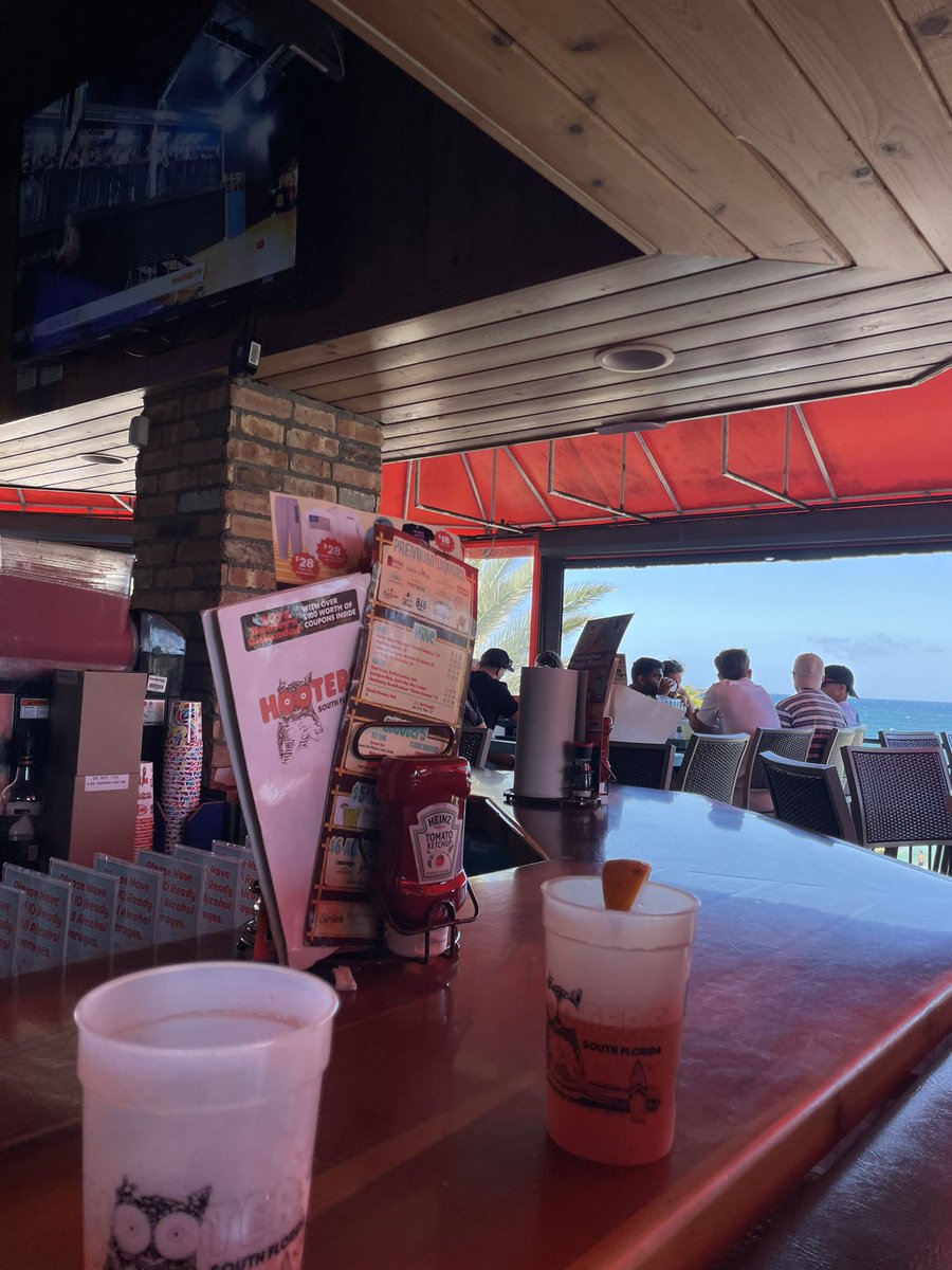 theBullchet's tweet photo. Fumbled the midday detour to Hooters. Not an ideal text from pops here. #soiledit https://t.co/qKZYUpaeCh