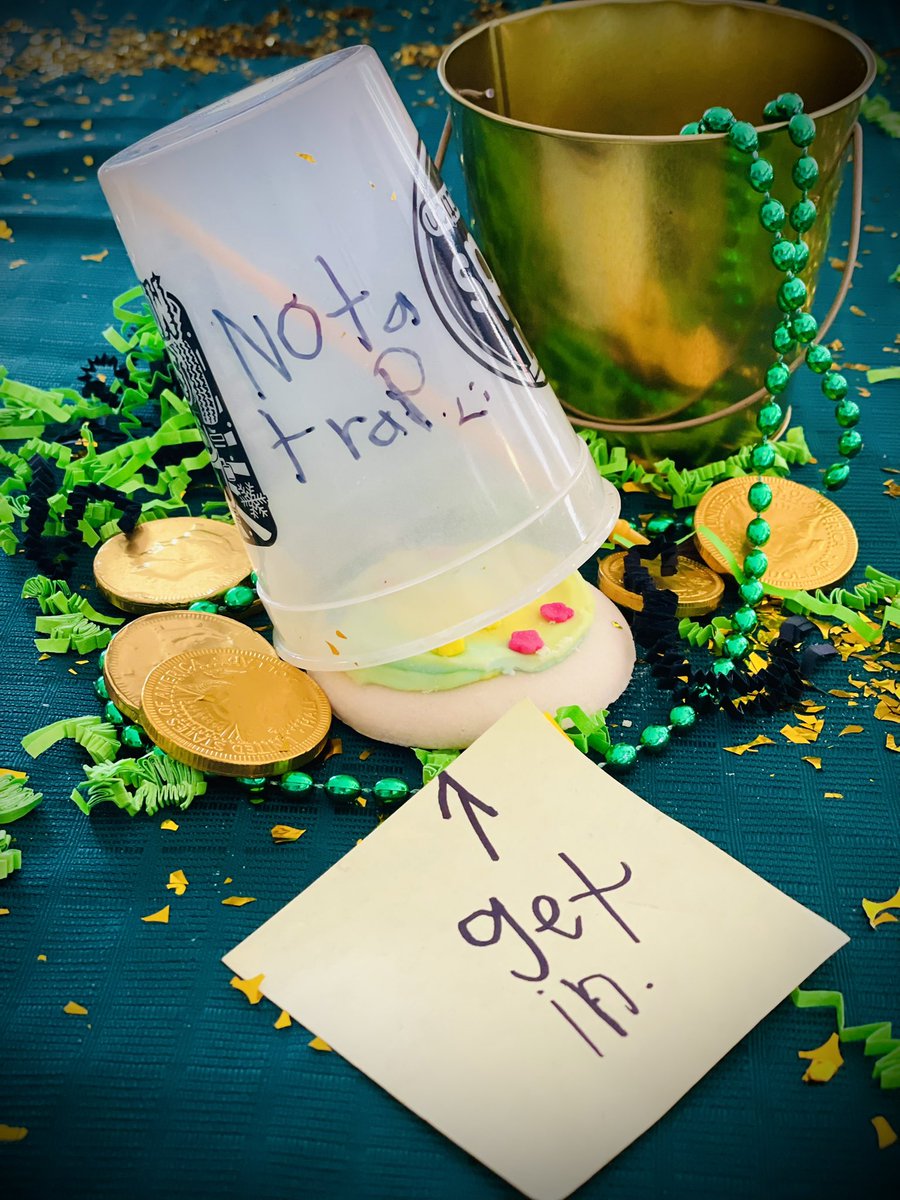HeidiVoight's tweet image. How to trap a mischievous leprechaun:
Deception and trickery, obviously.
😂