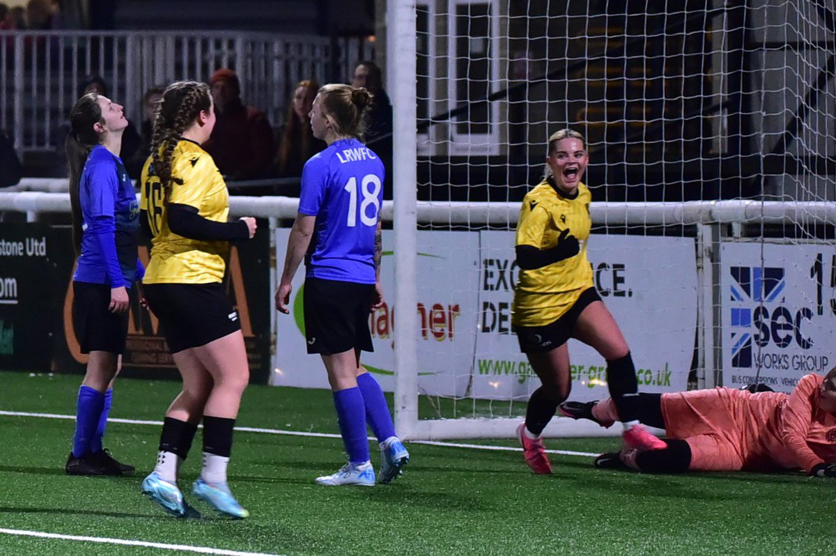 That’s it for another season🥲 
Despite only joining in December, it’s been fun stones, and happy to be back scoring goals after 2 difficult seasons💛