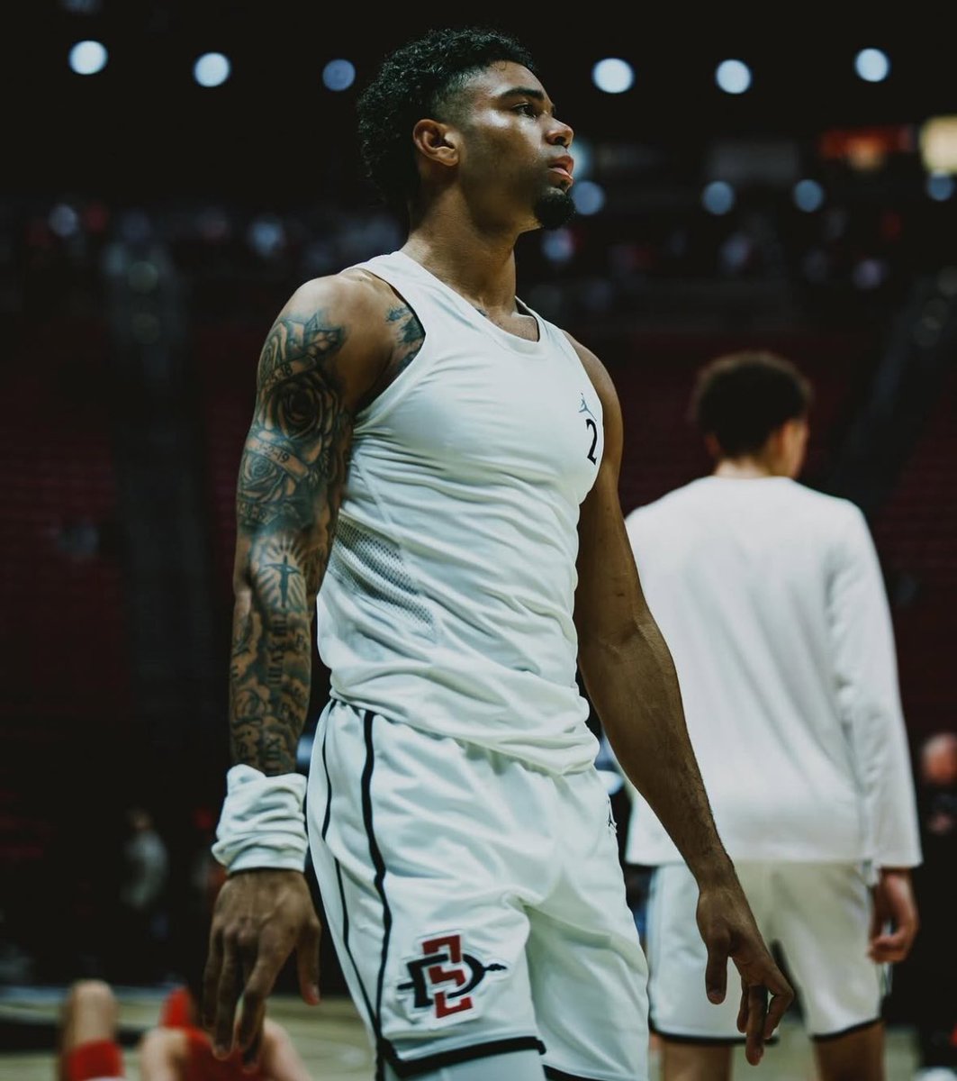 Mikey O’ver tweet media