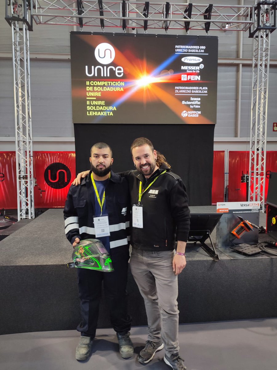 Saiyf soldadurako ikaslea eta Ekaitz irakaslea  UNIRE azokan soldadura lehiaketan egon dira!
Experientzia paregabea izan dela dio ikasleak eta pozik atera da egin duen lanarekin. Zorte on!!!
<a href="/i_Tlent/">iTlent</a> <a href="/unire/">Unire</a> <a href="/FicobaFundazioa/">Ficoba</a> <a href="/tknika/">Tknika</a> <a href="/FPeuskadi/">FPeuskadi</a> <a href="/ikaslangipuzkoa/">IKASLAN GIPUZKOA</a> @