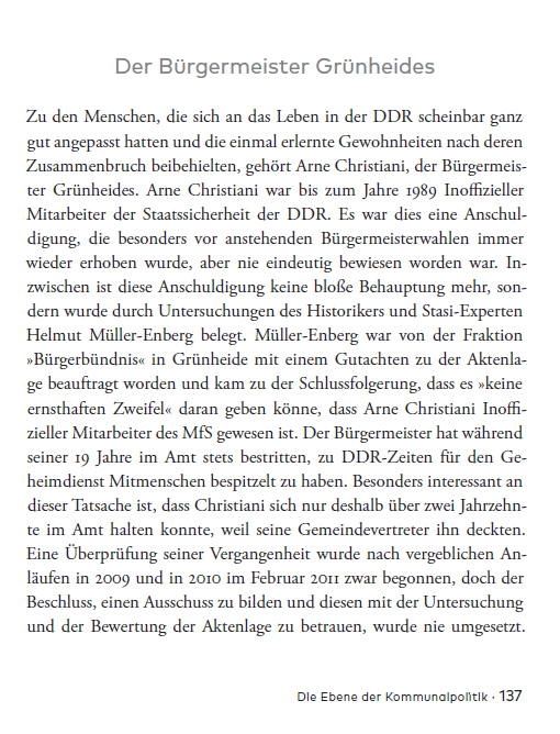Die Kommunalpolitik ist eigentlich beschaulich, doch in #Grünheide spielt sie eine große Rolle bei der Ansiedlung der #Gigafactory von Tesla.  Auch die Rolle von Arne Christiani, dem Bürgermeister, war mehr als kontrovers.
Zum Buch: t1p.de/cfbyl