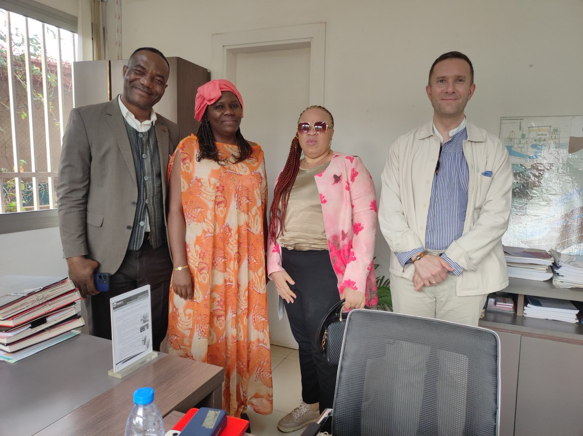 CVUC_Foundation's tweet photo. 🤝 CVUC Foundation x NHPC

Échange sur le sponsoring des JEICOM 2025 et des projets à impact :
✅ Accès à l’eau potable
✅ Soutien aux déplacés internes
✅ Renforcement des actions locales
Merci à la NHPC pour son engagement !
#CVUCFoundation #NHPC #JEICOM2025 #Partenariat https://t.co/SUDvpwFXb7