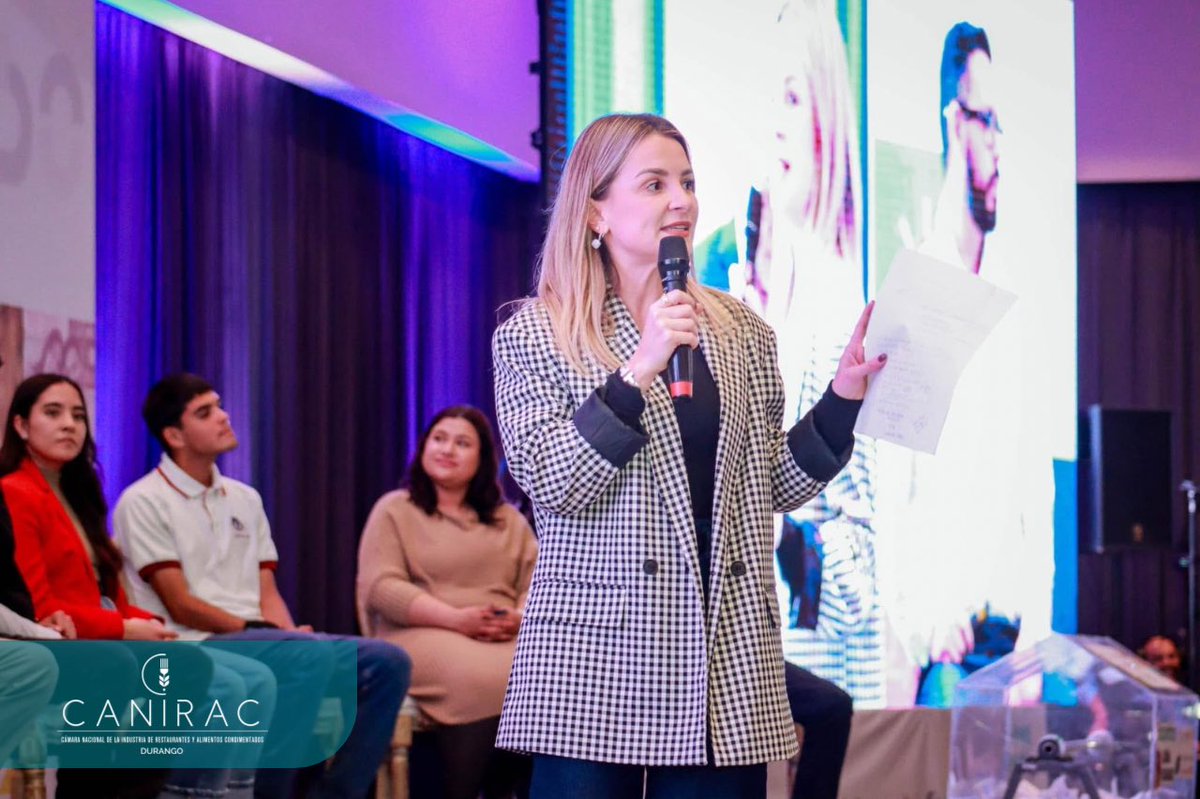 CaniracDgo's tweet image. ¡Sueña Durango! ✨
Juntos por un futuro próspero y mejor para Durango, nos reunimos empresarios y jóvenes, para crear un sueño en beneficio de nuestros ciudadanos.