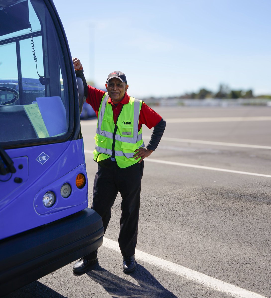🚍 Happy National Transit Driver Appreciation Day! Huge thanks to our incredible <a href="/LAZParking/">LAZ Parking</a> shuttle drivers for going above and beyond every day! Your dedication makes travel smoother + safer.

🚨 We’re hiring drivers!
👉 Apply: careers.us-2.fountain.com/laz-parking (search Sacramento)