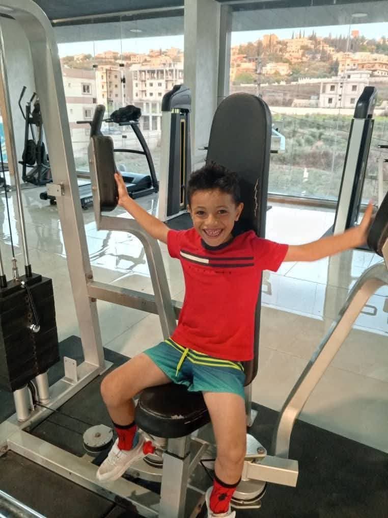 alMarraToday's tweet photo. وردنا الان خبر مقتل الطفل السوري "راشد جاسم العلاوي" بعد اختطافه من قبل ميليشيات حزب إيران من منزل عائلته في جنوب لبنان، حيث عثر على جثته وراسه مقطوع وينحدر الطفل من أهالي مدينة القورية شرق ديرالزور https://t.co/Ct8qwHSiSn