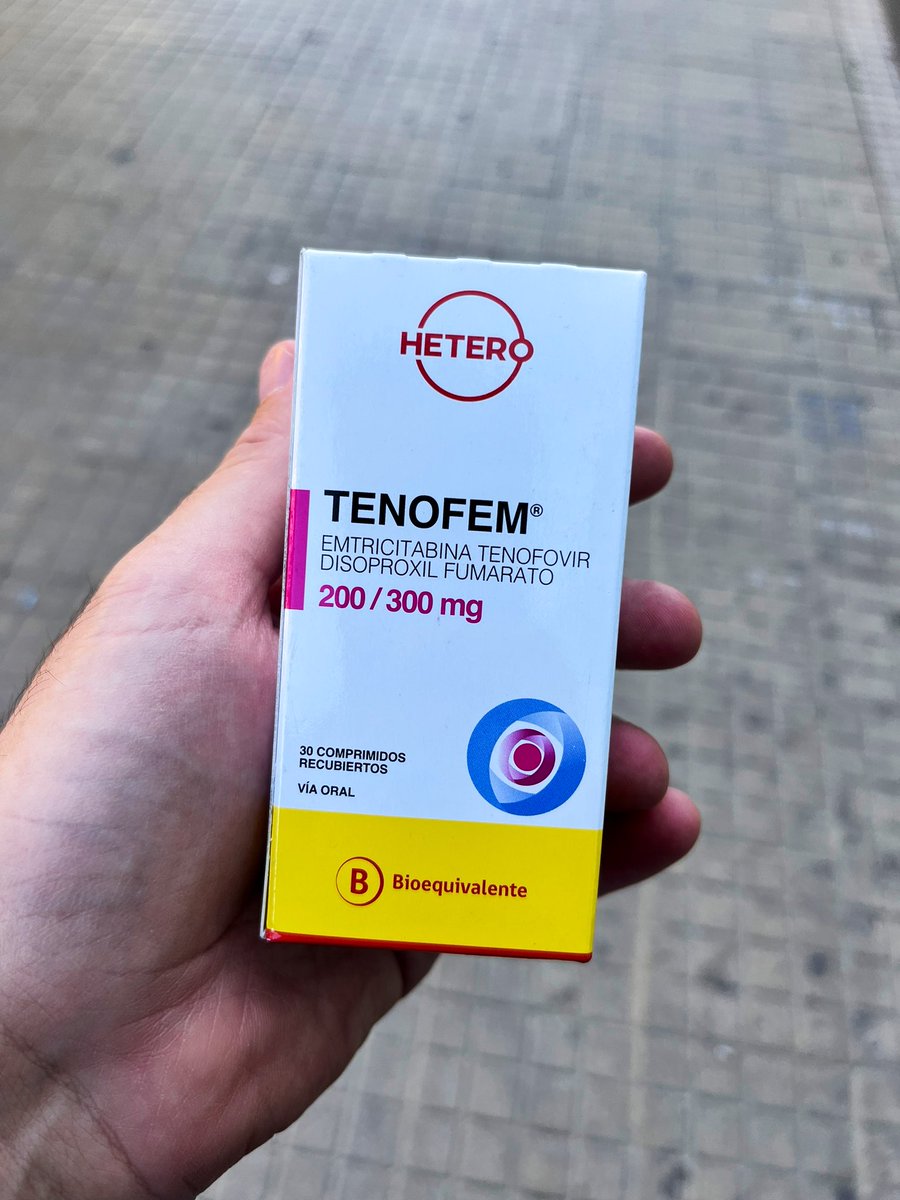 El dato de una cola solidaria era real: $9.990 en cruz verde. Yo lo compre en la cruz verde que está afuera del metro escuela militar #Prep