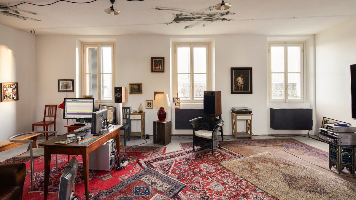 dearvotion's tweet photo. Meanwhile Jean-Luc Godard’s office: https://t.co/KNkRRH1ccy