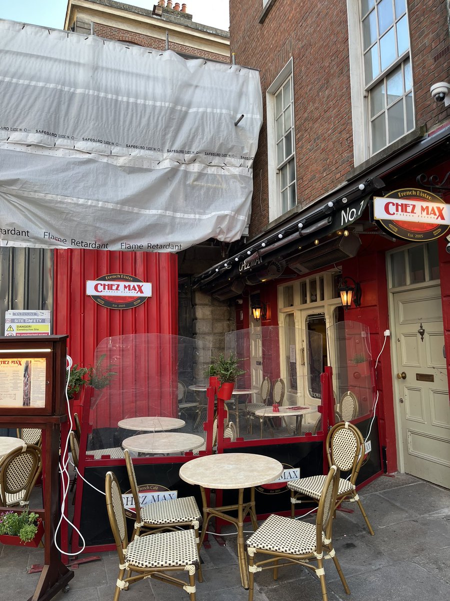 ishsmith0000's tweet photo. Chez Maxxing in Dublin #mellusi https://t.co/xipXaxQVOV