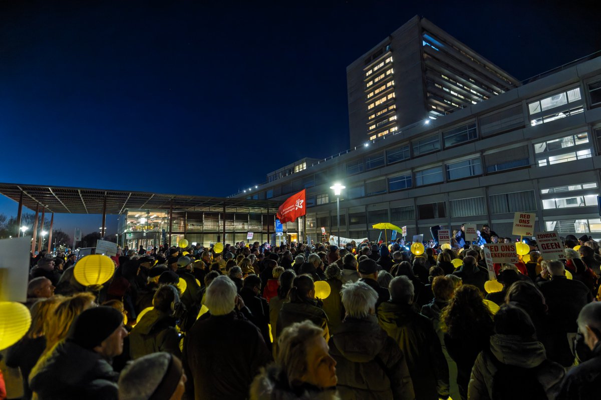 Wauw! Bijna 1.000 inwoners uit Parkstad kwamen vanavond in actie voor een volwaardig ziekenhuis en laten daarmee zien dat de strijd nog zeker niet is gestreden.