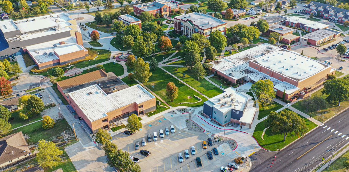 Javin Tindall (@javintindall) on Twitter photo Alhamdulliah. After a great conversation with <a href="/CoachRoach4/">Josh Roach</a> & <a href="/Coach_MGombos/">Mike Gombos</a> I am blessed to receive an offer from Tabor College <a href="/tabormbb/">Mark Fox</a> Alhamdulliah. After a great conversation with <a href="/CoachRoach4/">Josh Roach</a> & <a href="/Coach_MGombos/">Mike Gombos</a> I am blessed to receive an offer from Tabor College <a href="/tabormbb/">Mark Fox</a>