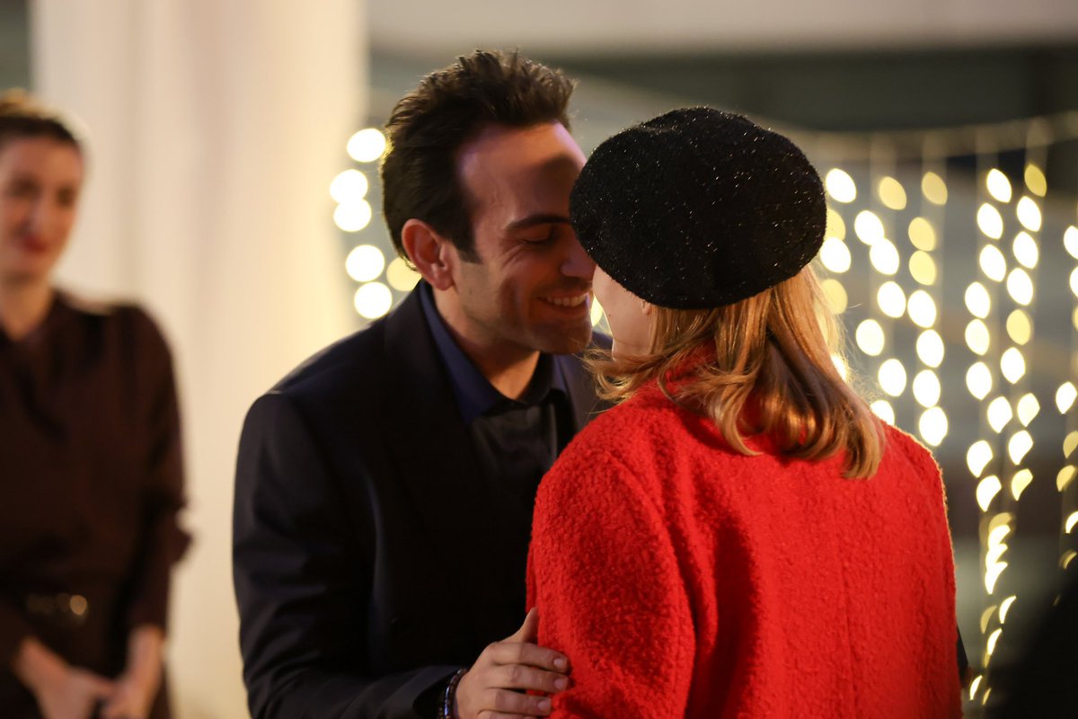 Aşk öyle bir büyü ki…❤️
#Bahar #EvBah